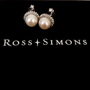 Ross Simons pearl/diamond studs